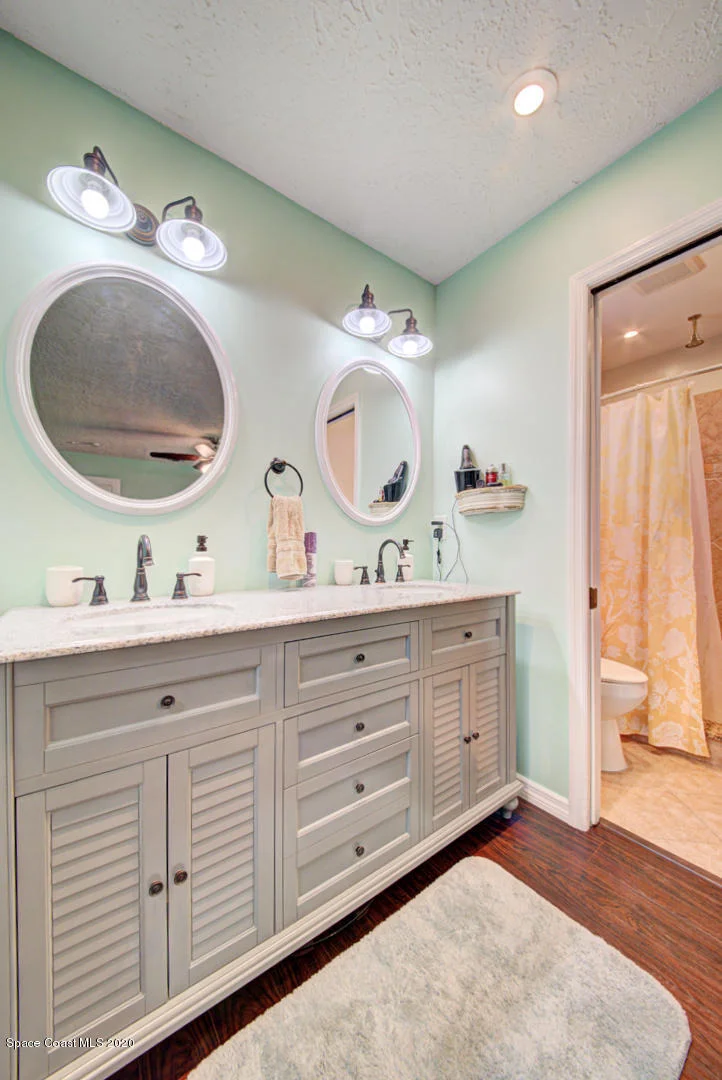 Photo of 6421 Hunt Road