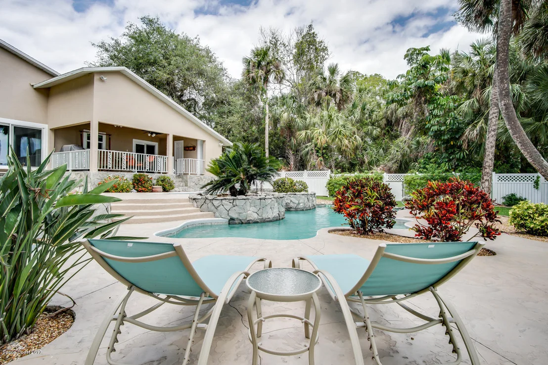 Photo of 5440 Edgewater Court