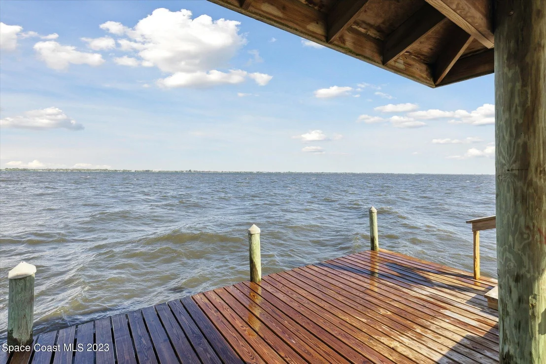 Photo of 3835 Riverside Drive