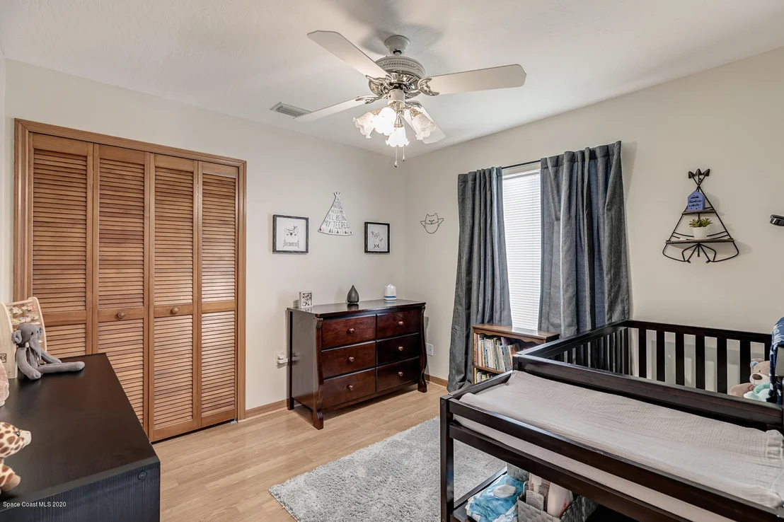 Photo of 950 Cross Lake Drive