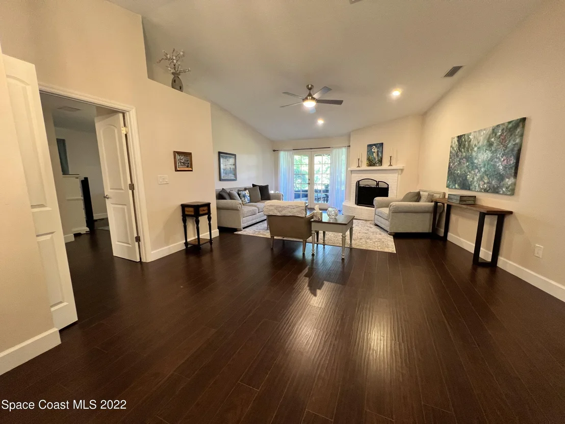 Photo of 2280 Hamlet Drive