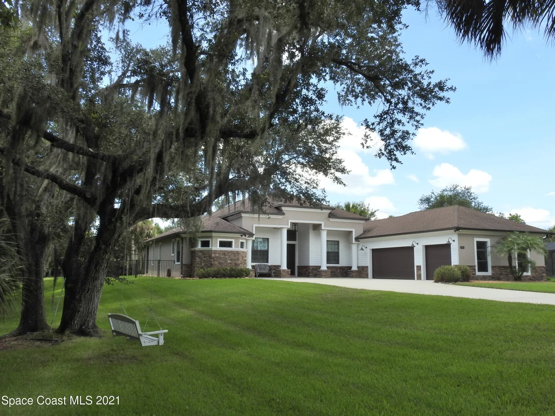 Photo of 1493 Sitka Lane
