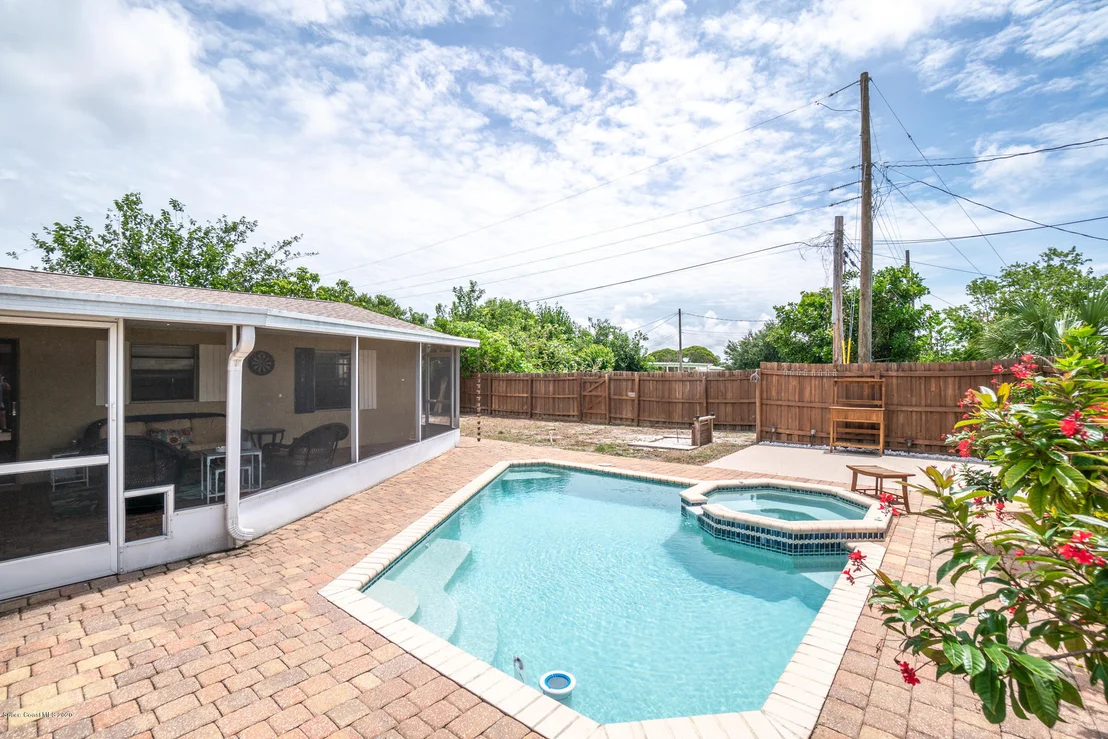 Photo of 459 Arabella Lane