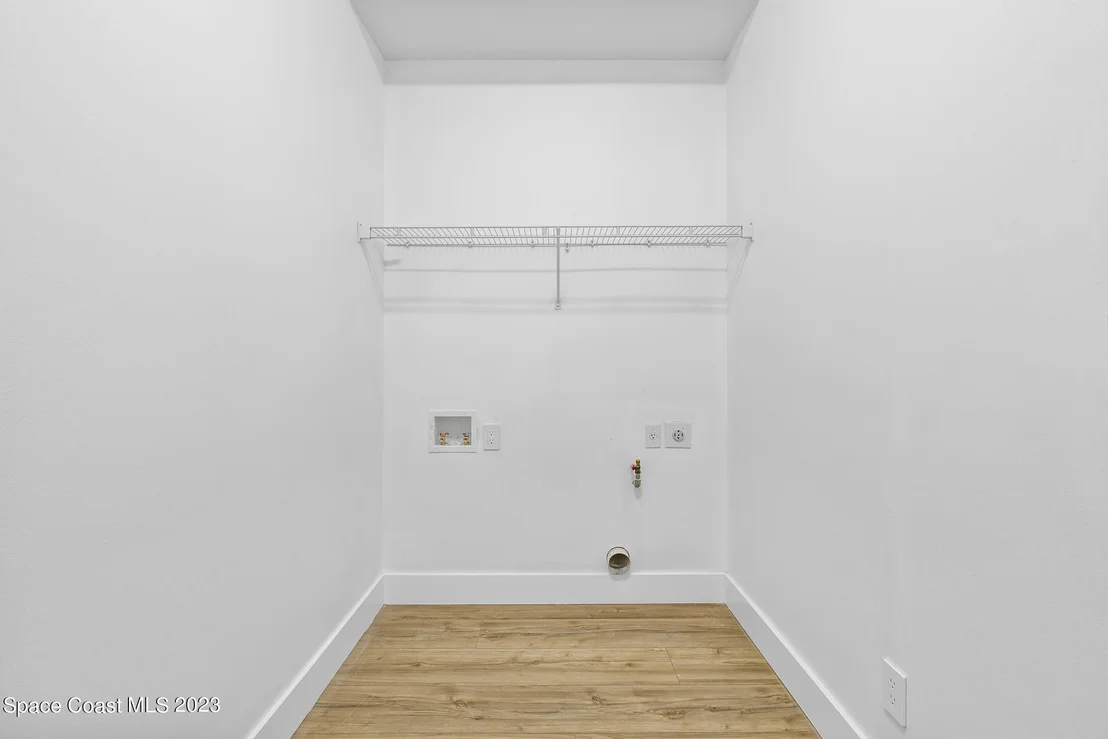 Photo of 473 Peregrine Drive