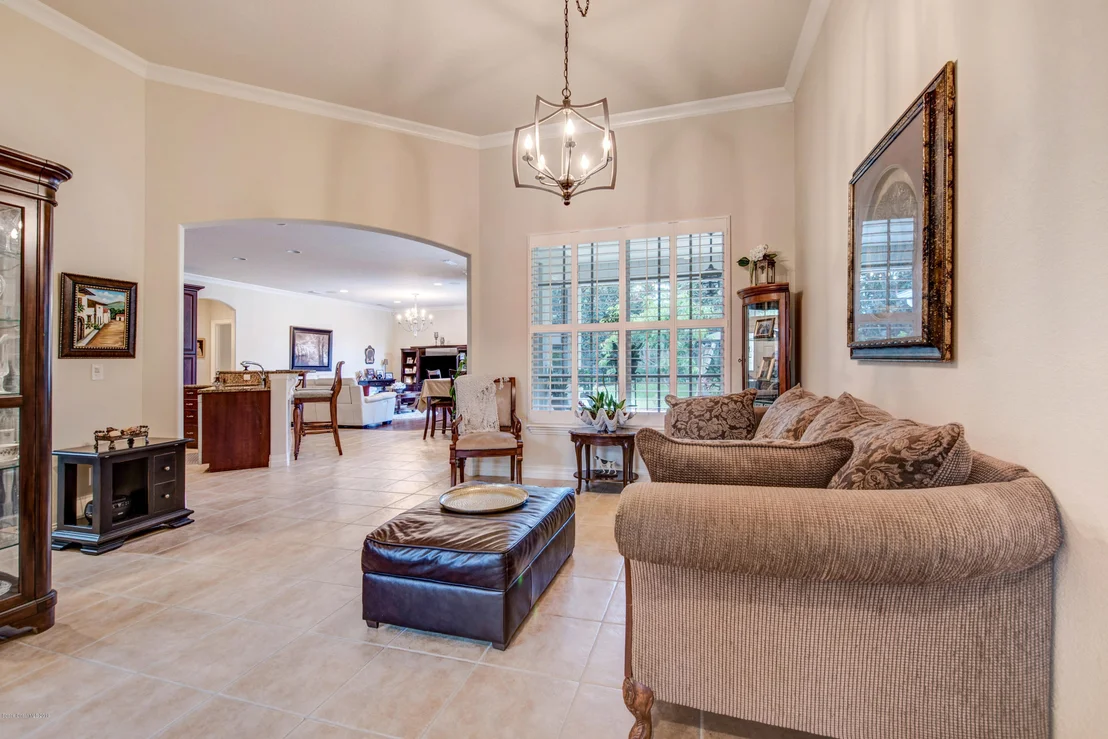 Photo of 2045 Botanica Circle
