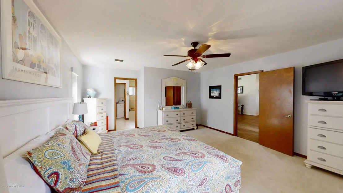 Photo of 1380 Silver Lake Drive