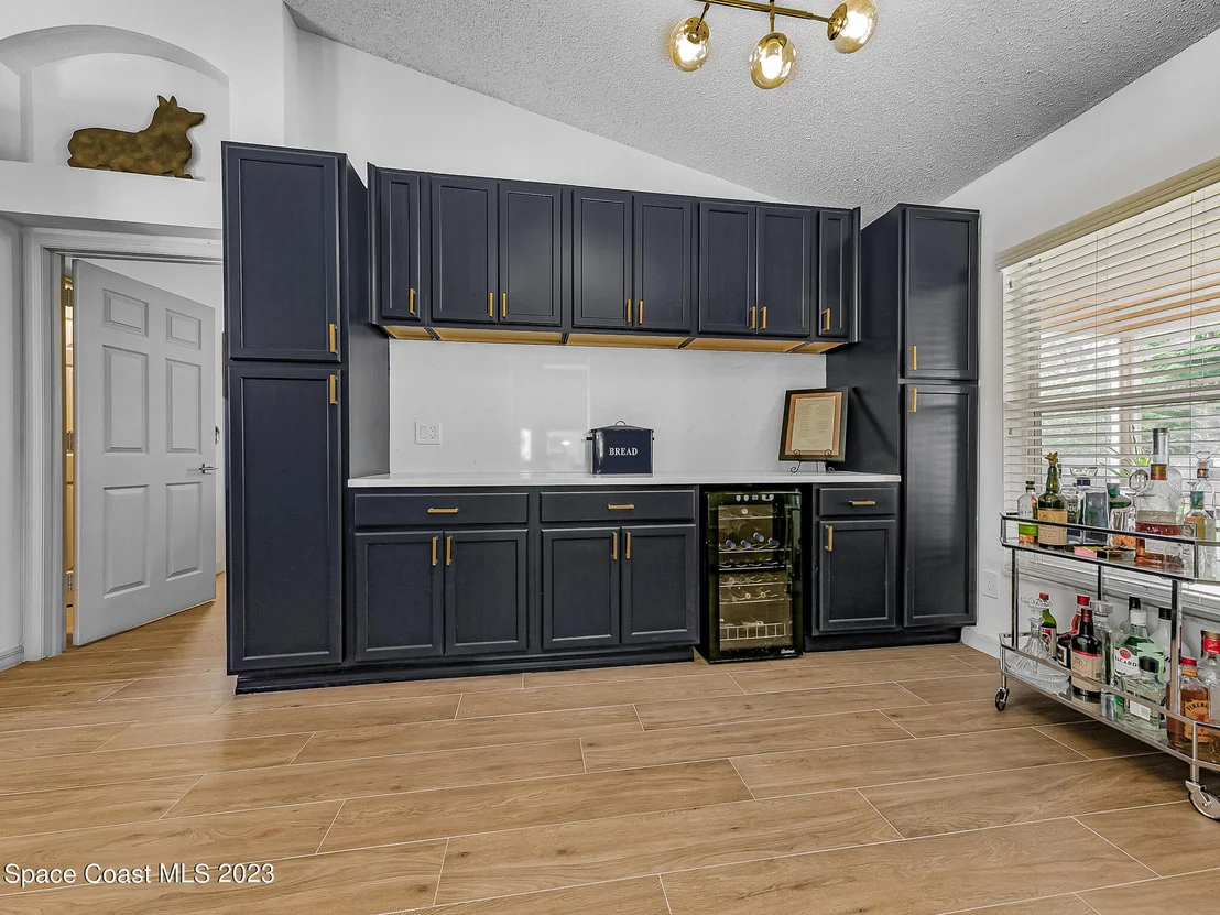 Photo of 969 Tamarind Circle