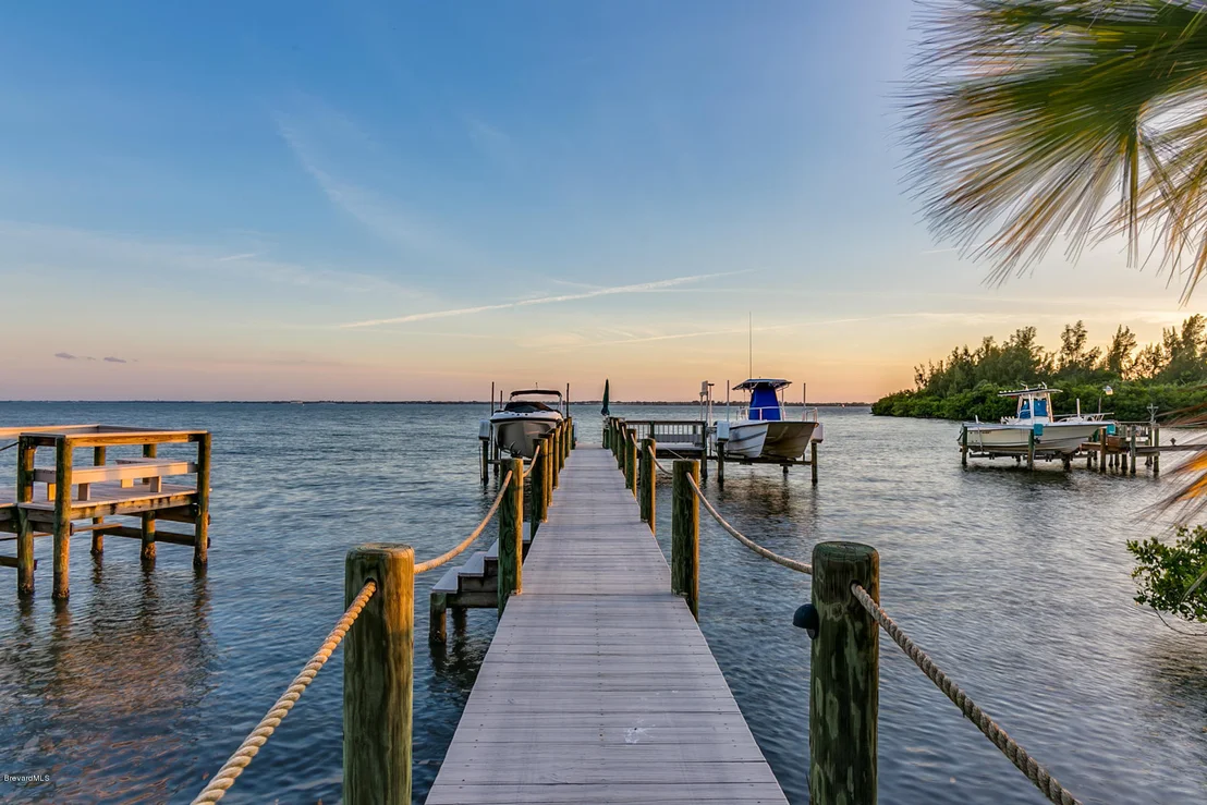Photo of 290 Hammock Shore Drive