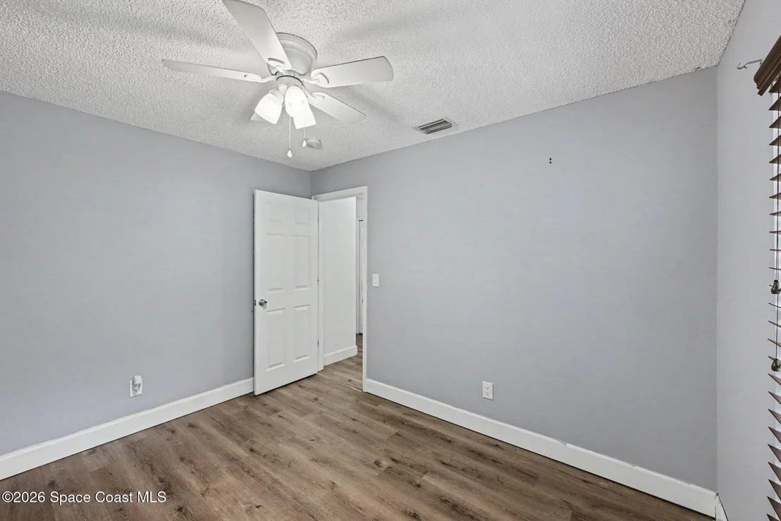 Photo of 6289 Leonard Avenue