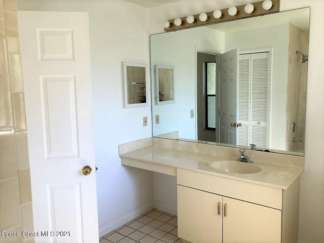 Photo of 1565 Freedom Drive