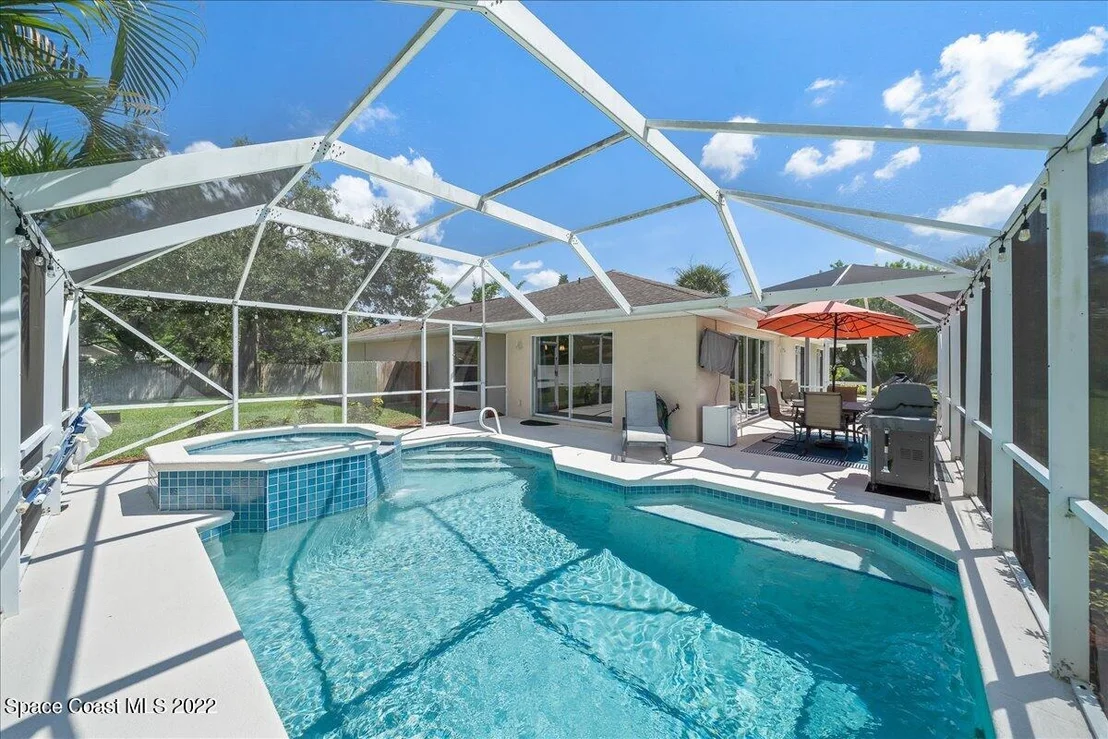 Photo of 2910 Forest Drive
