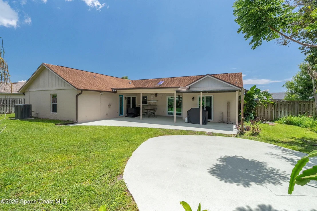 Photo of 2626 Nobility Avenue