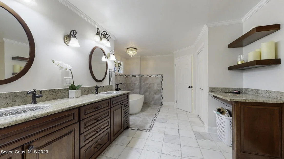 Photo of 607 Woodbridge Drive