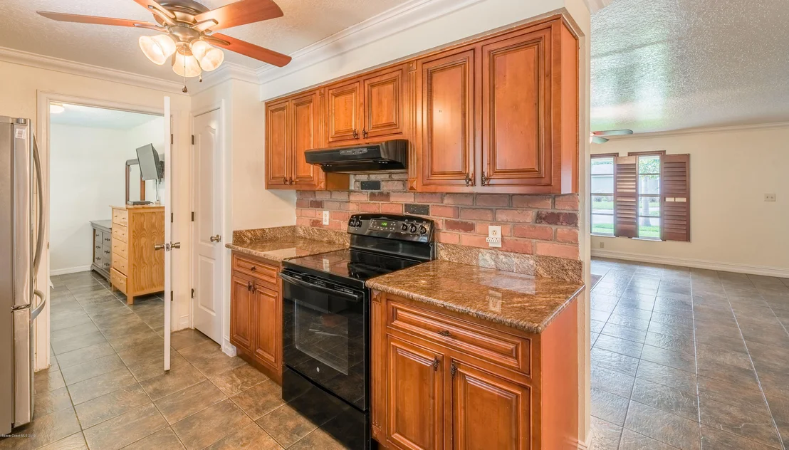Photo of 1087 Hermosa Drive
