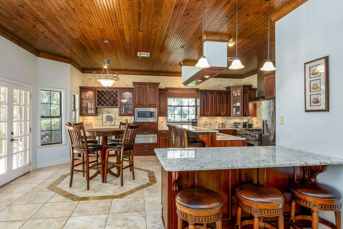 Photo of 3905 Hidden Oaks Lane