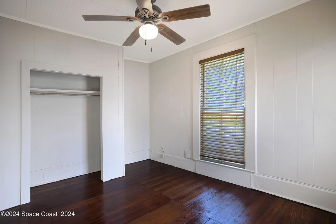 Photo of 23 Barton Avenue