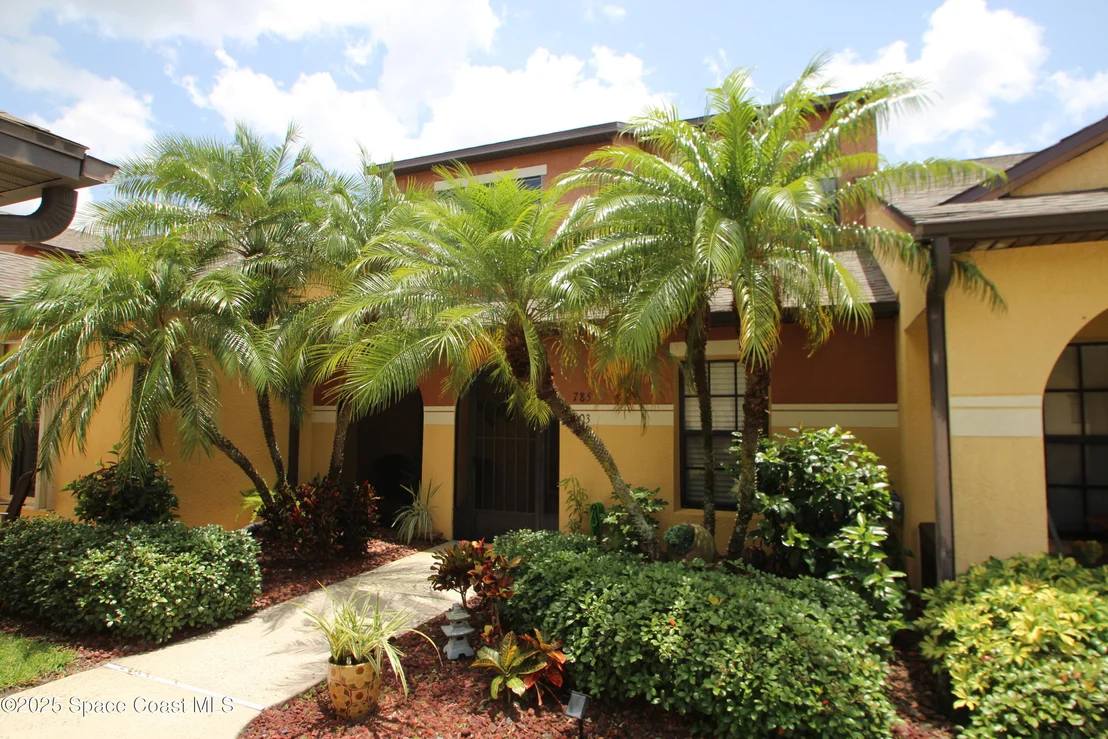 Photo of Unit 103 at 785 Luminary Circle