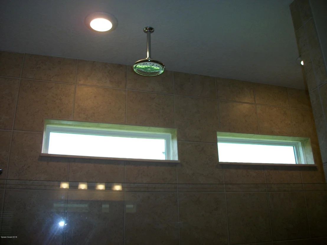 Photo of 1106 Morgan Circle NE