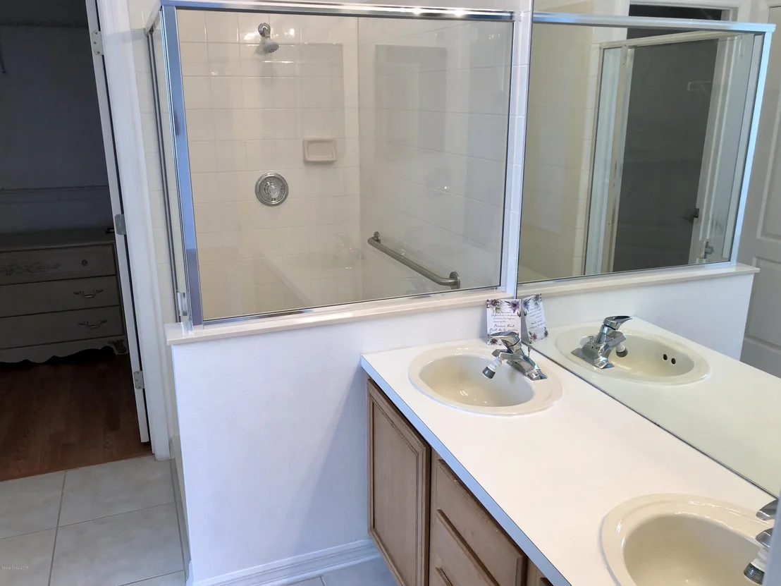 Photo of 984 Wimbledon Drive
