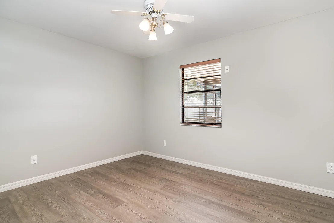 Photo of 805 Kara Circle