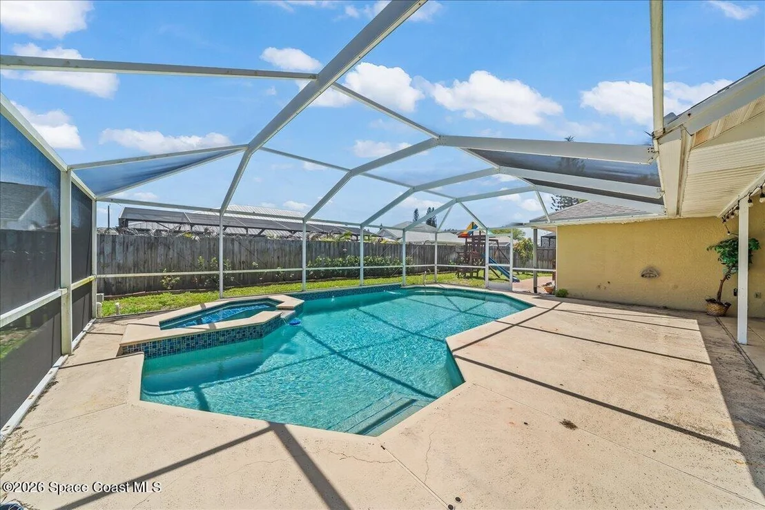 Photo of 1815 Arbor Drive