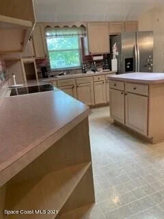 Photo of 6796 Opal Avenue