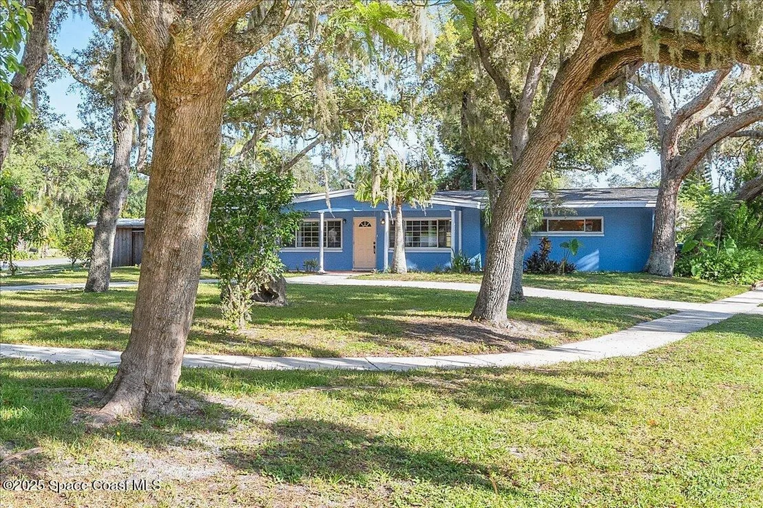 Photo of 2222 Meridian Avenue