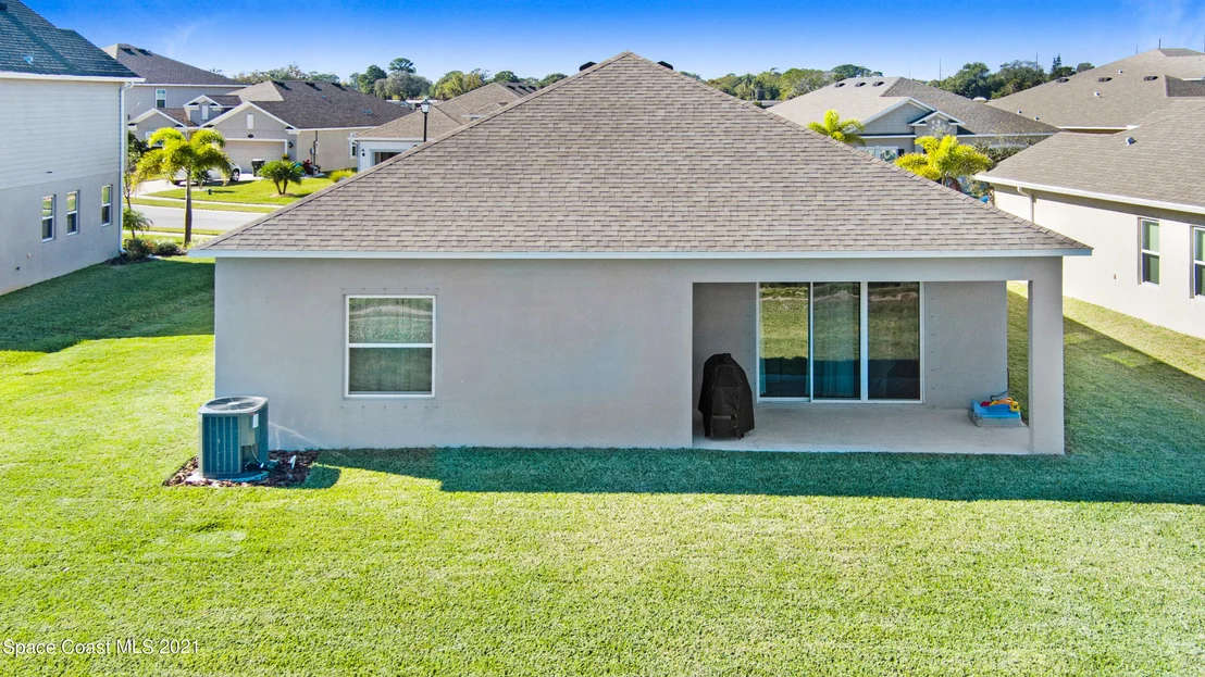 Photo of 980 Bear Lake Drive