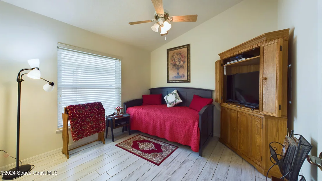 Photo of 2405 Addington Circle