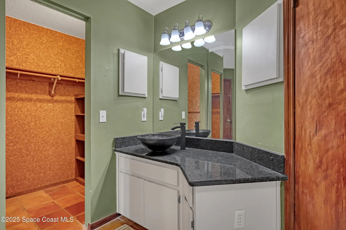 Photo of 235 Sand Dollar Road S