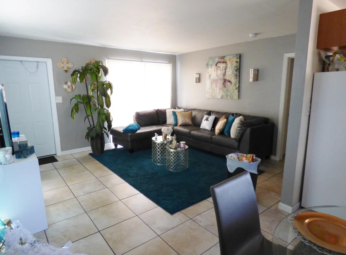 Photo of 1052 Azalea Lane