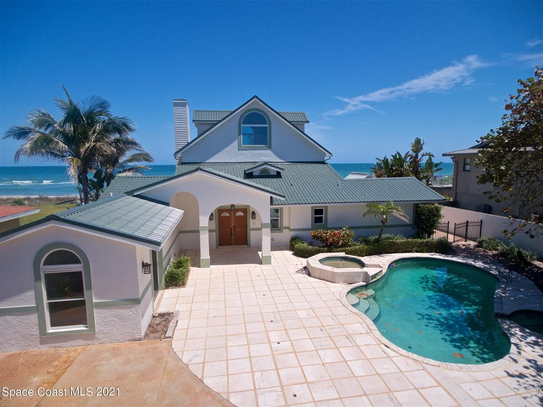 Photo of 2055 N Highway A1a