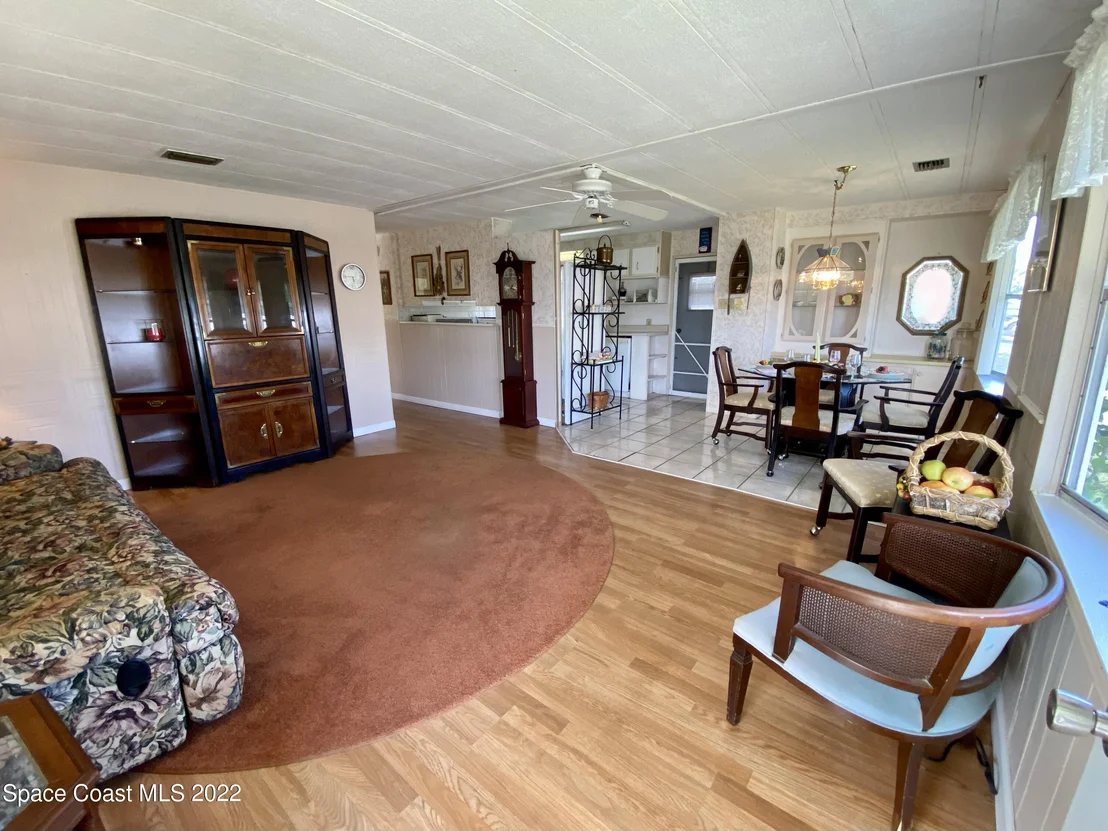 Photo of 1808 Coco Plum Street NE