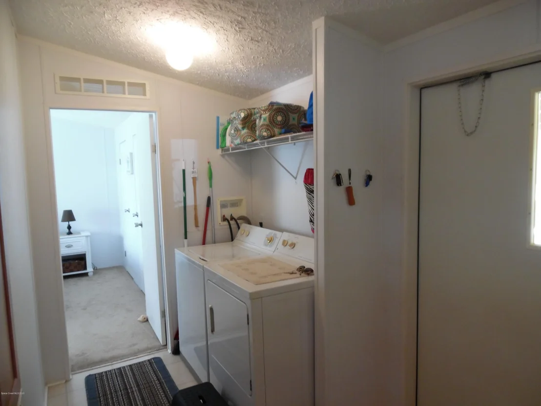 Photo of 327 Pineapple Street