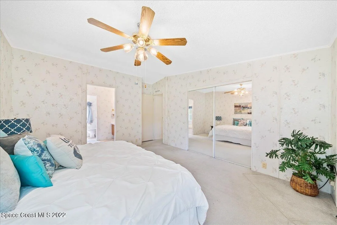 Photo of 3070 Milwaukee Avenue