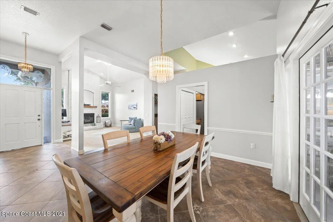 Photo of 772 Lake Drive