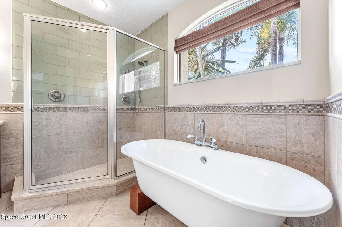 Photo of 301 Miami Avenue