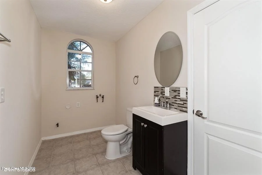 Photo of 5640 Sheffield Place