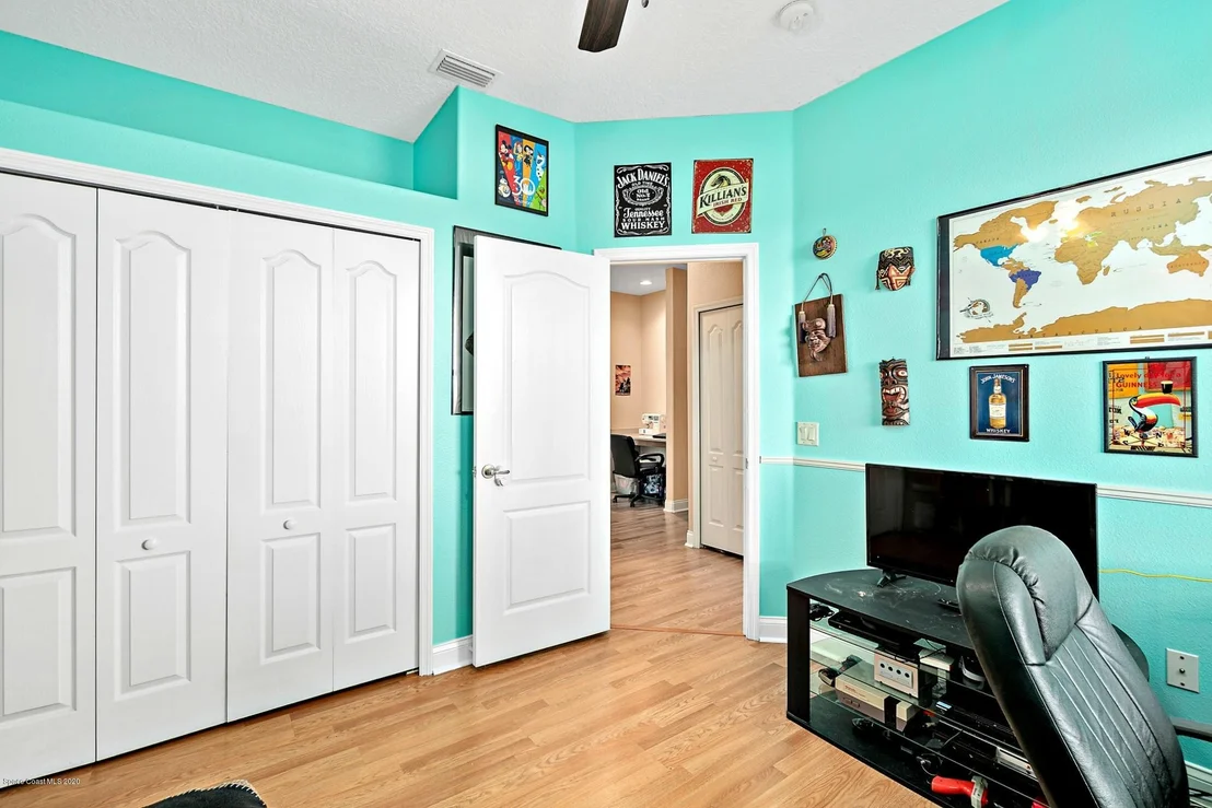 Photo of 1541 Bridgeport Circle