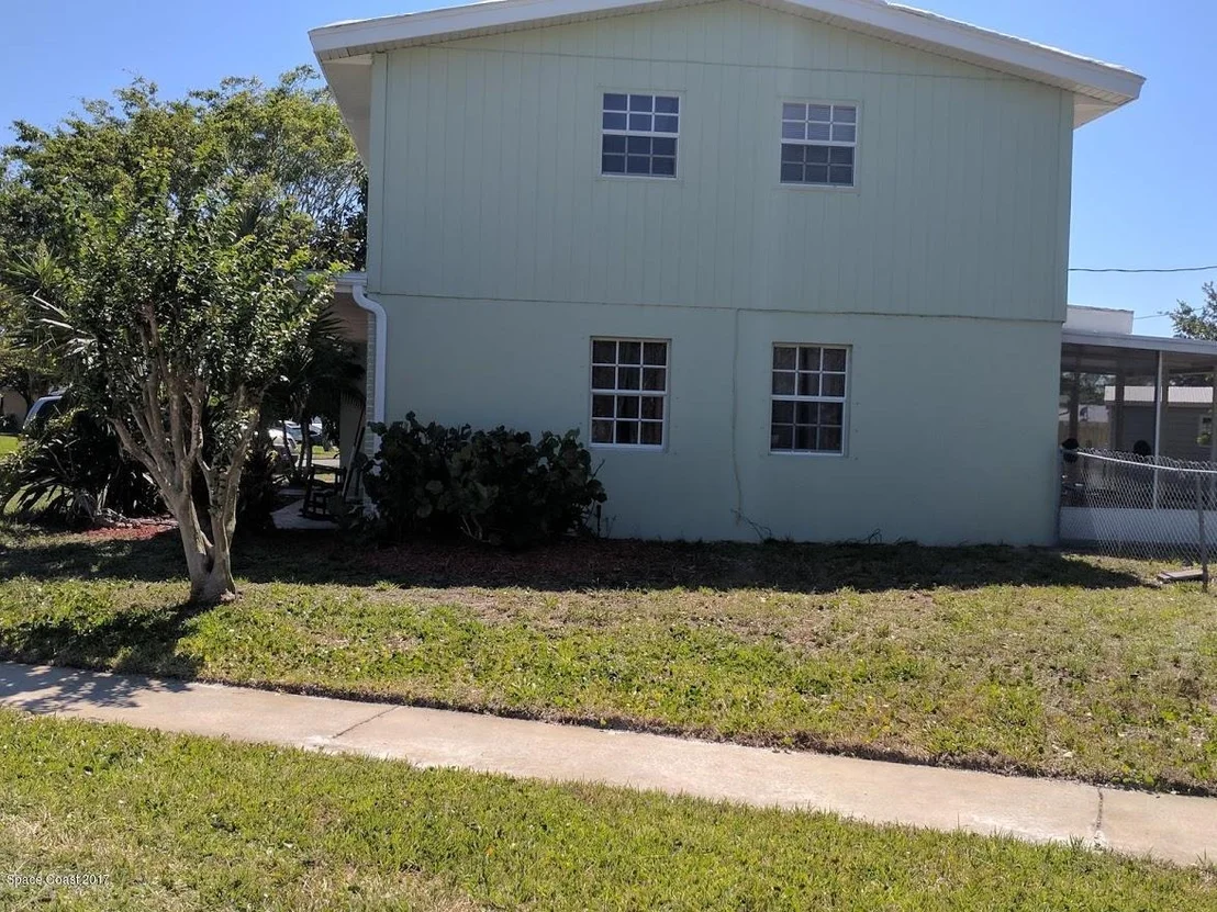 Photo of 1078 Daytona Drive NE