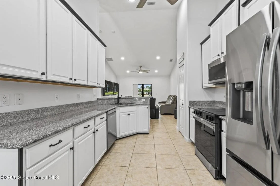 Photo of 1071 Dillard Drive SE