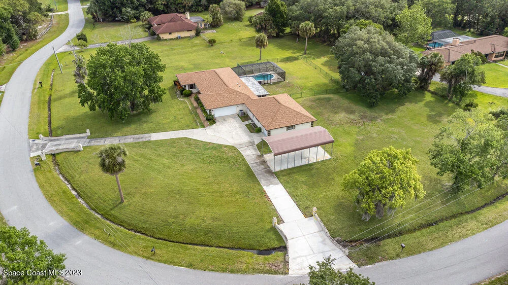 Photo of 3685 Deerwood Trail