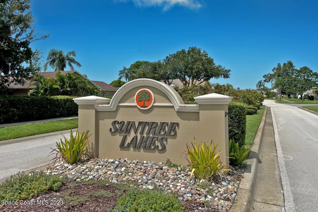 Photo of 498 Kimberly Drive