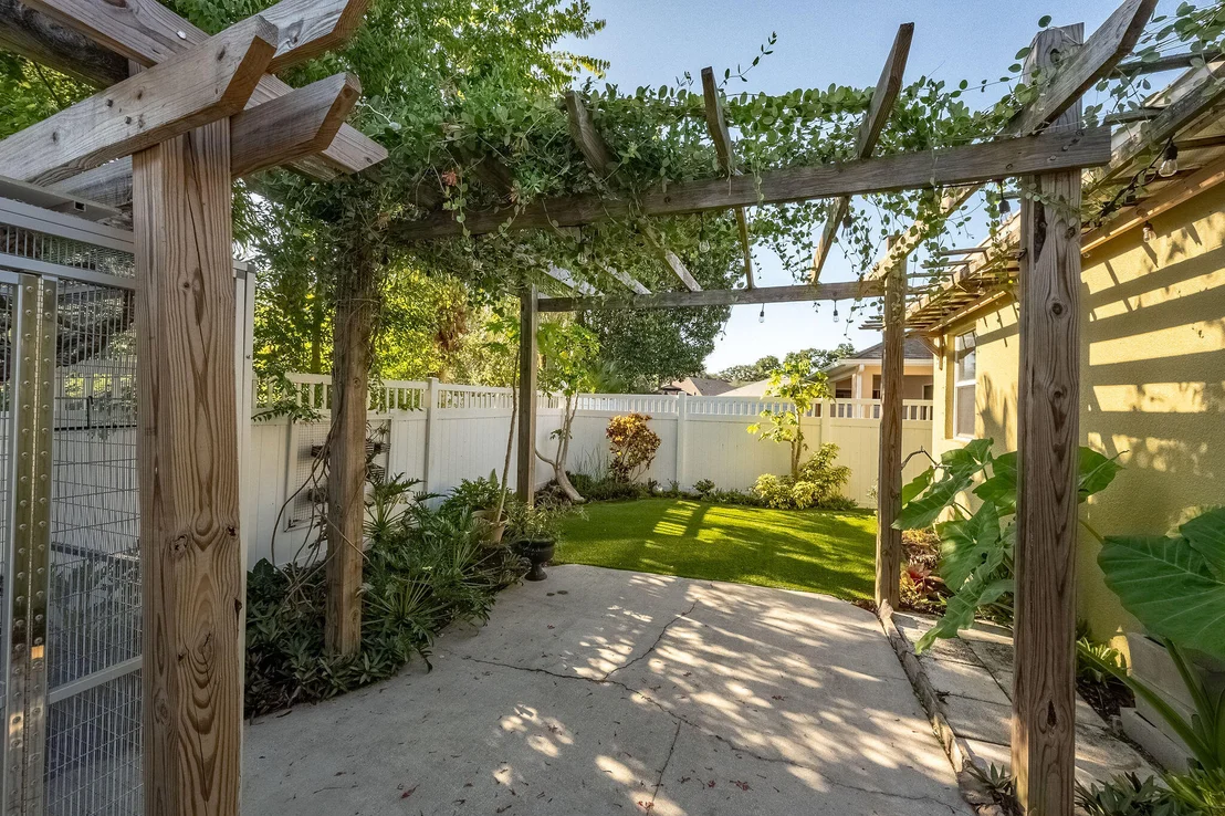 Photo of 392 Waterside Circle