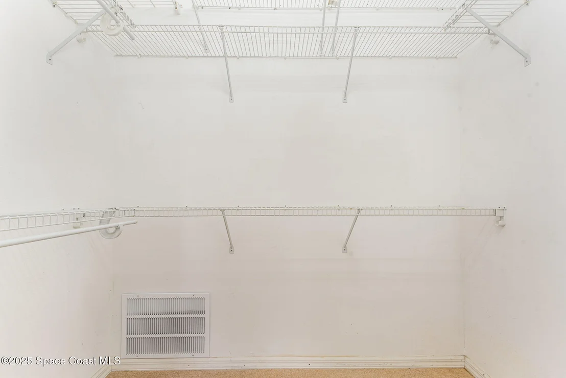 Photo of 2597 Addington Circle