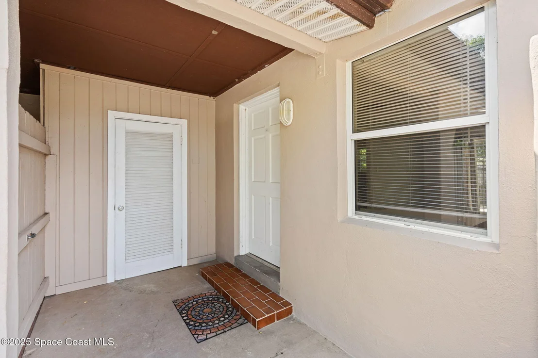 Photo of 2902 Emory Street