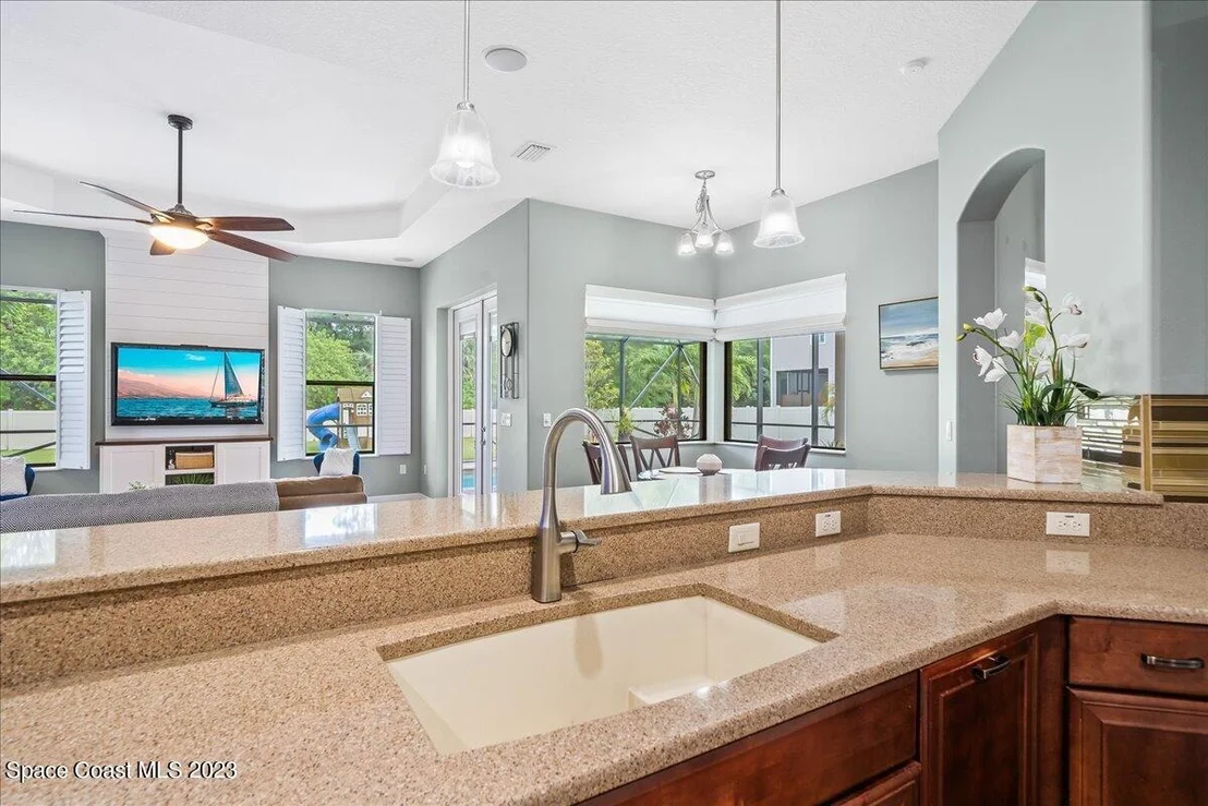 Photo of 4111 Anlow Road