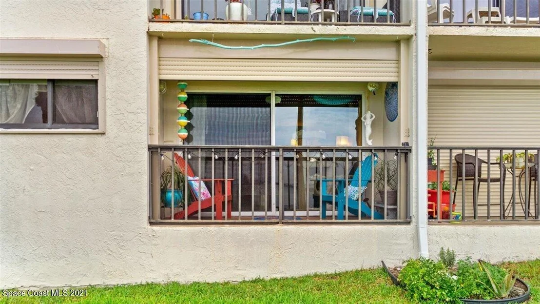 Photo of Unit 103 at 3901 Dixie Highway NE