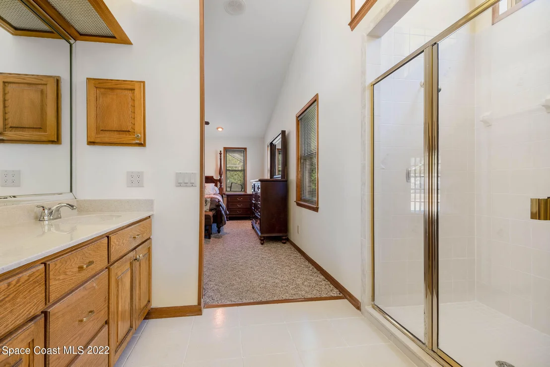 Photo of 2525 Mcgraw Avenue