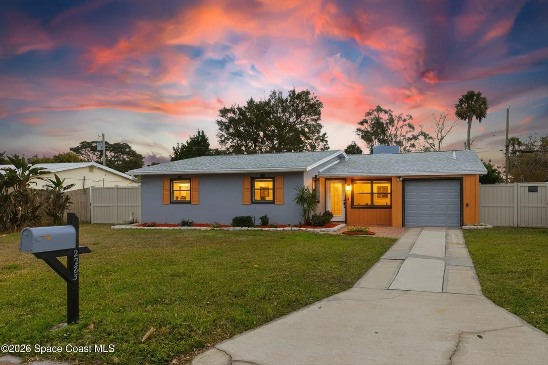 Photo of 2283 Saint Swithin Lane